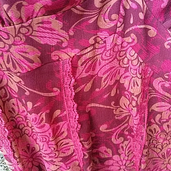 Pretty Shirt - Picture 3 of 3